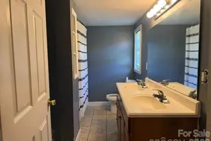 418 W E Padgett Rd, Bostic, NC 28018 - Photo 17