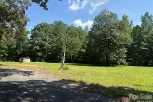 418 W E Padgett Rd, Bostic, NC 28018 - Photo 27