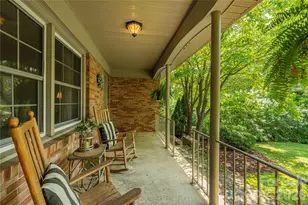 102 Azalea Dr, Waynesville, NC 28786 - Photo 3