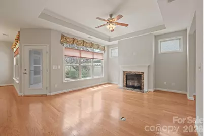 5028 Polo Gate Boulevard, Charlotte, NC 28216 - Photo 3