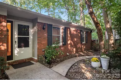 8 Galax Lane, Hendersonville, NC 28791 - Photo 7