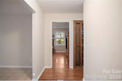 8 Galax Lane, Hendersonville, NC 28791 - Photo 9