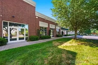 1381 N Center Street, Hickory, NC 28601 - Photo 19
