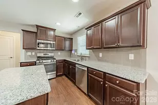 1829 Evergreen Dr, Charlotte, NC 28208 - Photo 17