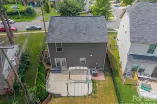 1829 Evergreen Dr, Charlotte, NC 28208 - Photo 3