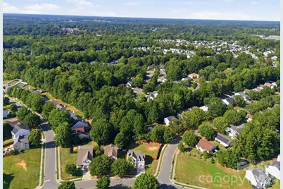 7204 Hidden Creek Drive, Charlotte, NC 28214 - Photo 37