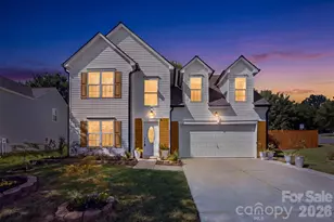 7204 Hidden Creek Dr, Charlotte, NC 28214 - Photo 1