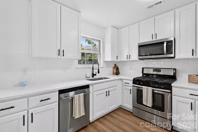 5733 Cardington Court, Charlotte, NC 28216 - Photo 9