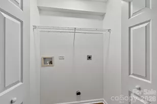 5733 Cardington Ct, Charlotte, NC 28216 - Photo 11