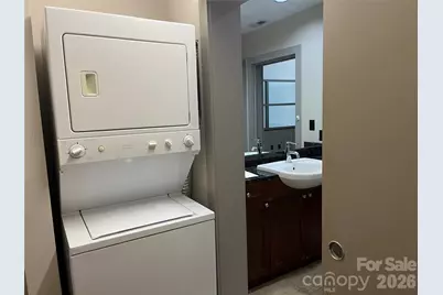 505 E 6th Street, Charlotte, NC 28202 - Photo 9