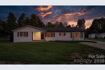 5795 Valley Field Road, Hickory, NC 28602 - Photo 1