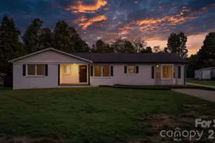 5795 Valley Field Rd, Hickory, NC 28602 - Photo 1