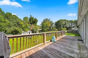 425 Heritage Farm Rd, Hickory, NC 28601 - Photo 7