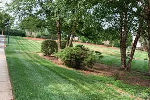 933 Central Park Cir, Davidson, NC 28036 - Photo 3