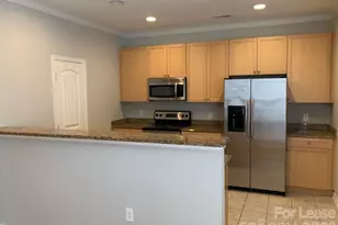 933 Central Park Cir, Davidson, NC 28036 - Photo 7