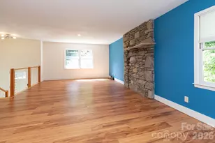 1009 Sharon Ridge Rd, Fairview, NC 28730 - Photo 7