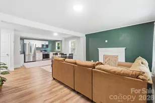 817 E Dunlap St, Lancaster, SC 29720 - Photo 5