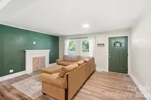 817 E Dunlap St, Lancaster, SC 29720 - Photo 7
