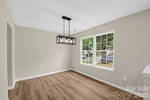 1034 Chalk Hill Ln, Charlotte, NC 28214 - Photo 13