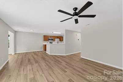 1034 Chalk Hill Lane, Charlotte, NC 28214 - Photo 7