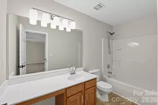 1034 Chalk Hill Ln, Charlotte, NC 28214 - Photo 15