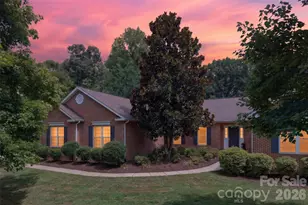 153 Folkstone Rd, Mooresville, NC 28117 - Photo 3