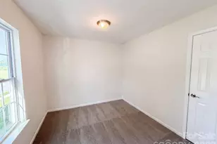 10933 Pointer Ridge Dr, Charlotte, NC 28214 - Photo 13