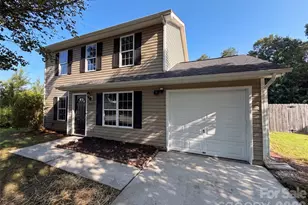 10933 Pointer Ridge Dr, Charlotte, NC 28214 - Photo 15