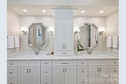 8843 Heydon Hall Circle, Charlotte, NC 28210 - Photo 21