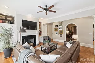 8843 Heydon Hall Cir, Charlotte, NC 28210 - Photo 11