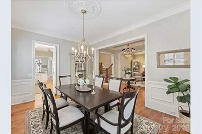 8843 Heydon Hall Circle, Charlotte, NC 28210 - Photo 5