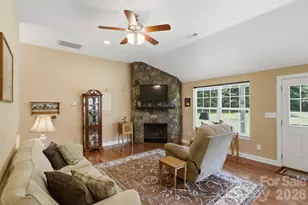 107 E Vista View Place, Mooresville, NC 28117 - Photo 23