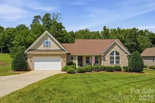 107 E Vista View Place, Mooresville, NC 28117 - Photo 1