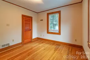 103 S Main St, Weaverville, NC 28787 - Photo 15