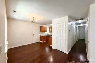 2107 Custer St, Charlotte, NC 28216 - Photo 11
