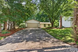 1623 Van Dyke Dr, Charlotte, NC 28213 - Photo 1