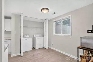 1623 Van Dyke Dr, Charlotte, NC 28213 - Photo 13