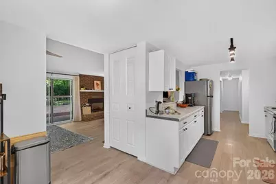 1623 Van Dyke Drive, Charlotte, NC 28213 - Photo 9
