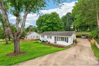 1063 14th Avenue NW, Hickory, NC 28601 - Photo 3