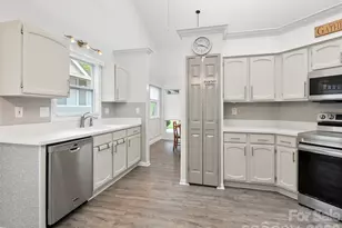 4 Tisha Ln, Hendersonville, NC 28739 - Photo 3