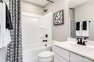 4005 Commonfield Ct, Charlotte, NC 28213 - Photo 17