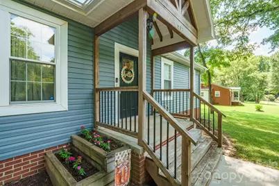 607 E 17th Street, Newton, NC 28658 - Photo 5