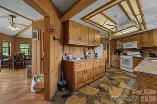 630 Smokey Vista Dr, Bryson City, NC 28713 - Photo 9