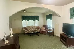 36 Holly St, Great Falls, SC 29055 - Photo 9