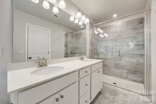 1351 Southern Sugar Dr, Charlotte, NC 28262 - Photo 3