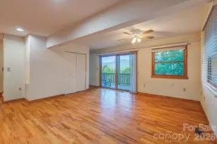 94 Marcellina Dr, Fairview, NC 28730 - Photo 9