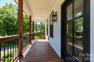 881 Burney Mountain Rd, Fletcher, NC 28732 - Photo 5