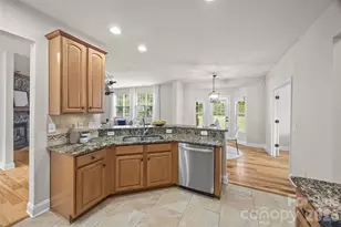 9118 Spratt Ln, Waxhaw, NC 28173 - Photo 11
