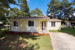3618 Gustar Ct, Charlotte, NC 28212 - Photo 1