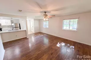 3618 Gustar Ct, Charlotte, NC 28212 - Photo 3